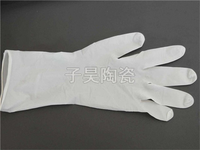 橡胶手套生产用陶瓷模具的制作技巧